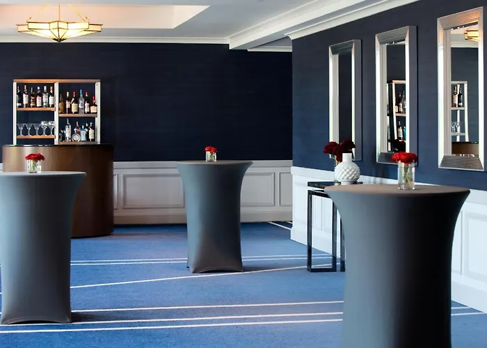 Kimpton Cardinal By Ihg 4*