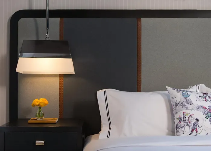 Hotel Kimpton Cardinal By Ihg