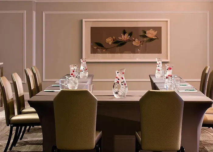 Hotel Kimpton Cardinal By Ihg